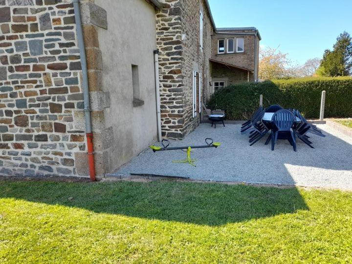 Le Bien Etre Aux Forges Villa Céaux Екстериор снимка